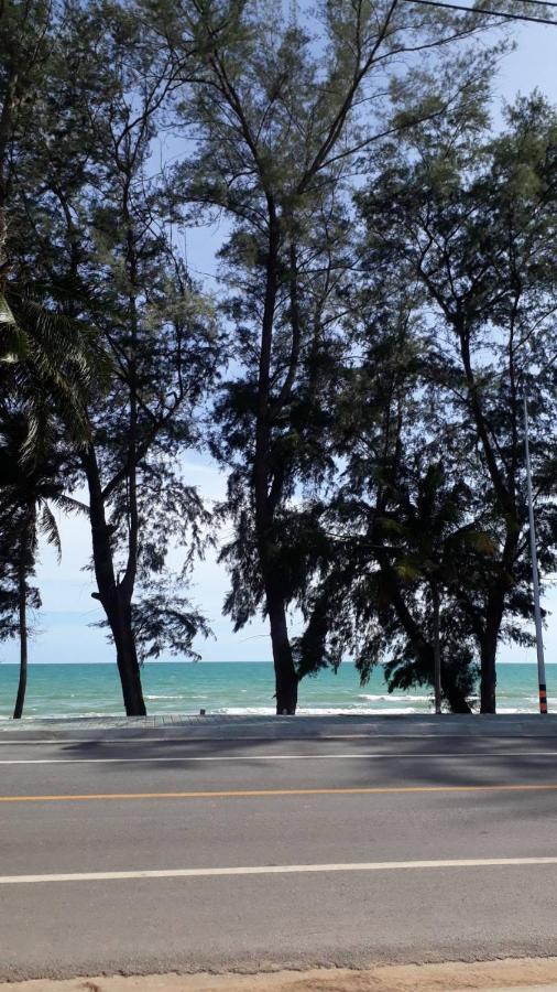 Sammy Seaview Mae Ramphueng Beach Front Golden Elephant บ้านช้างทองวิวทะเลหน้าหาดแม่รำพึง Rayong Kültér fotó
